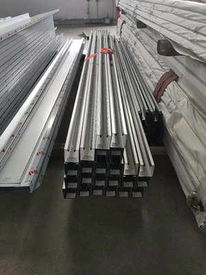 熱烈慶祝亞歐震達(dá)科技與新恒邦簽訂鋼制卷簾門合同，共譜特種設(shè)備合作新篇章